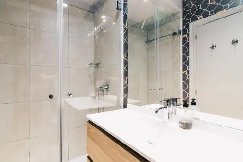 Izar Apartment by People Rentals