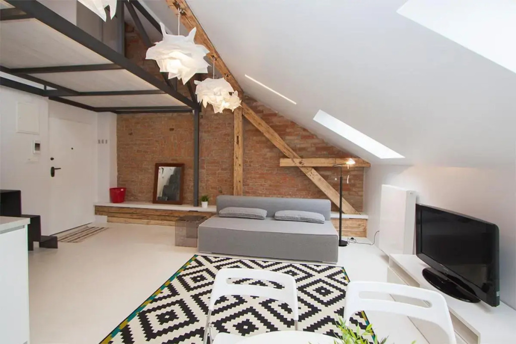 Upper Town Apartment