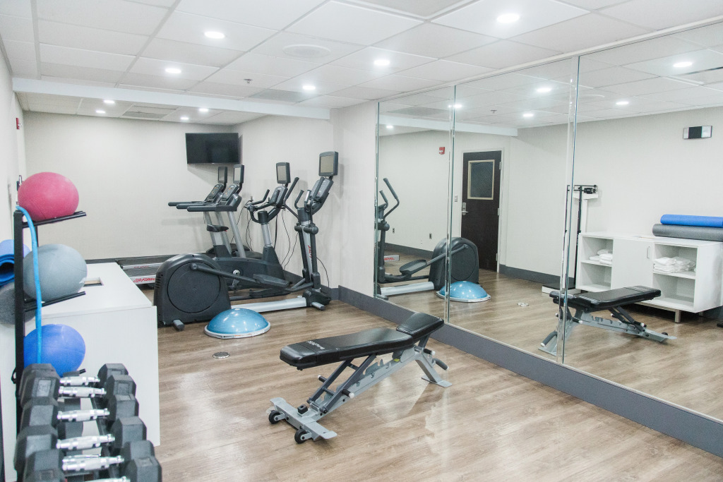 Holiday Inn Express & Suites Columbia-Fort Jackson by IHG