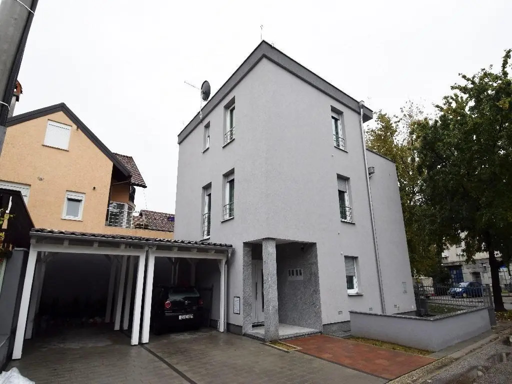 Apartments Lazeta