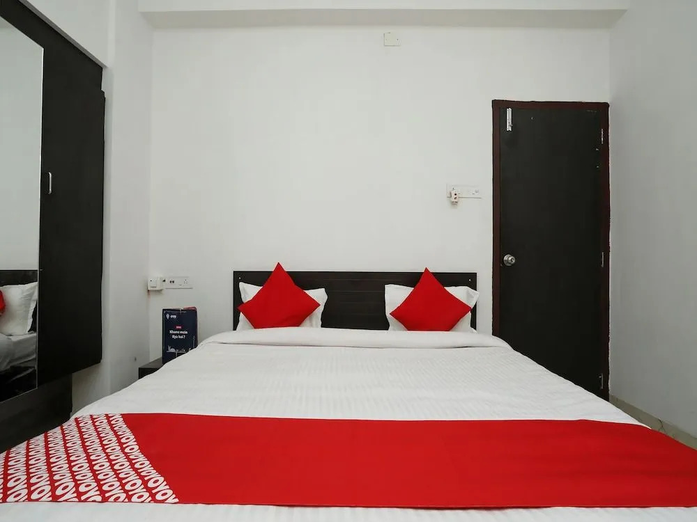 OYO 30698 Hari Om Guest House