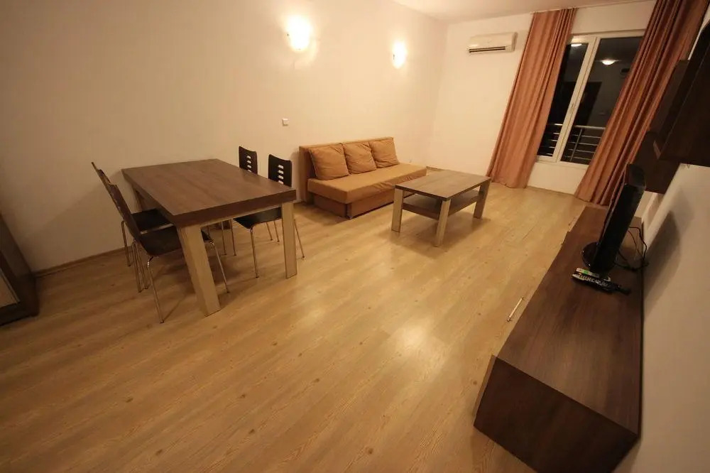 Menada Zornitsa Apartments