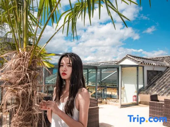Luyinquan·Dali Yunshui Xiaozhu Seaview Resort Hotel