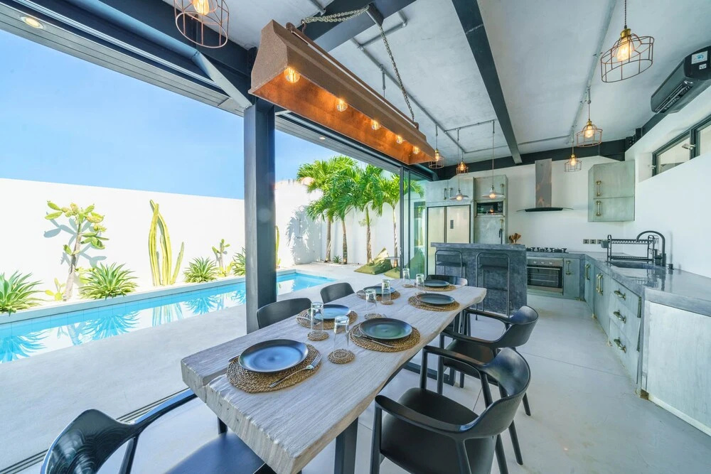 Villa Bali Townhouse 3 - Modern 2BR Villa with pool - PERFECT LOCATION