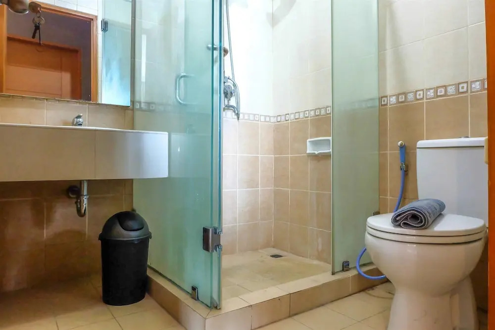 Best Price Hampton's Park Apartment Near Pondok Indah Mall