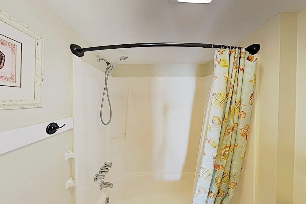 Oceanfront Crescent Sands Beach W/ Pool 3 Bedroom Condo