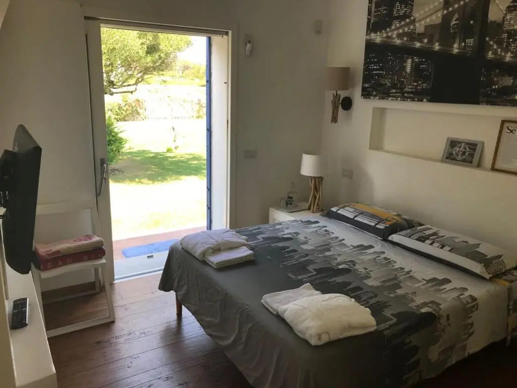 Seaside Elegance 50m from the Beach