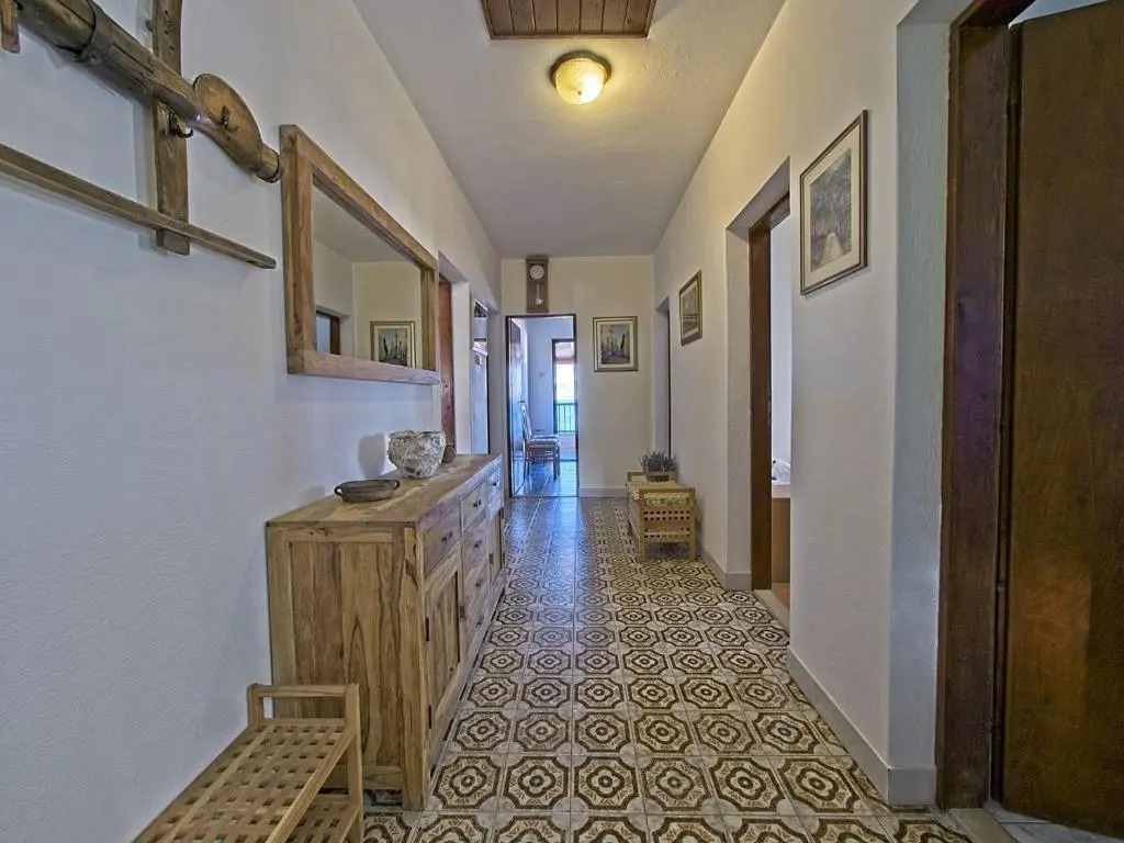 3 bedroom apartment Nik
