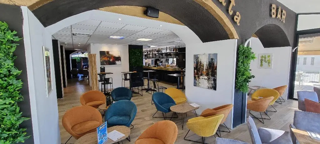 Hôtel Restaurant Atrachjata