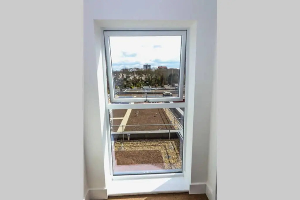 Exquisite One Bed Apartment