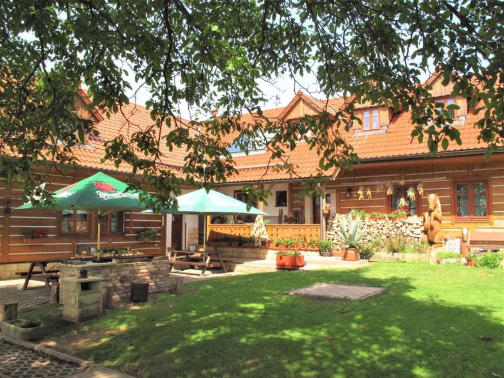 Růžovka (ULJ100)