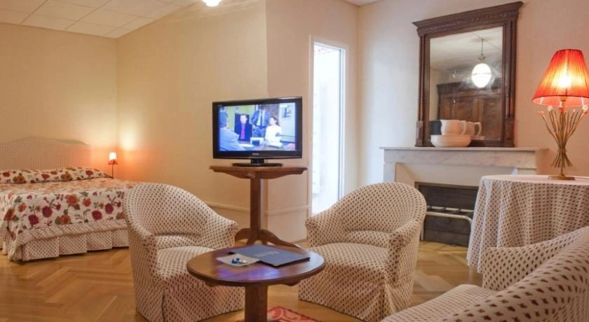 Hostellerie Le Petit Bonneval