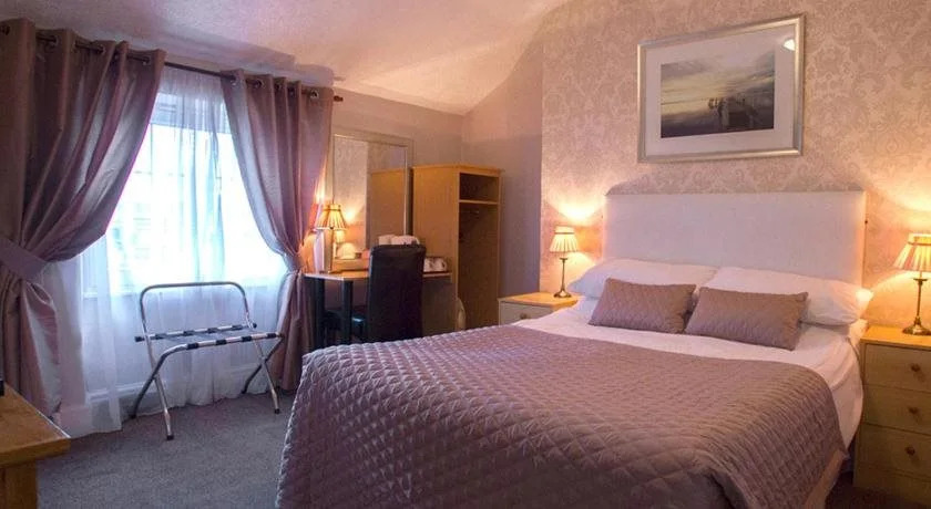 The Clovelly Hotel