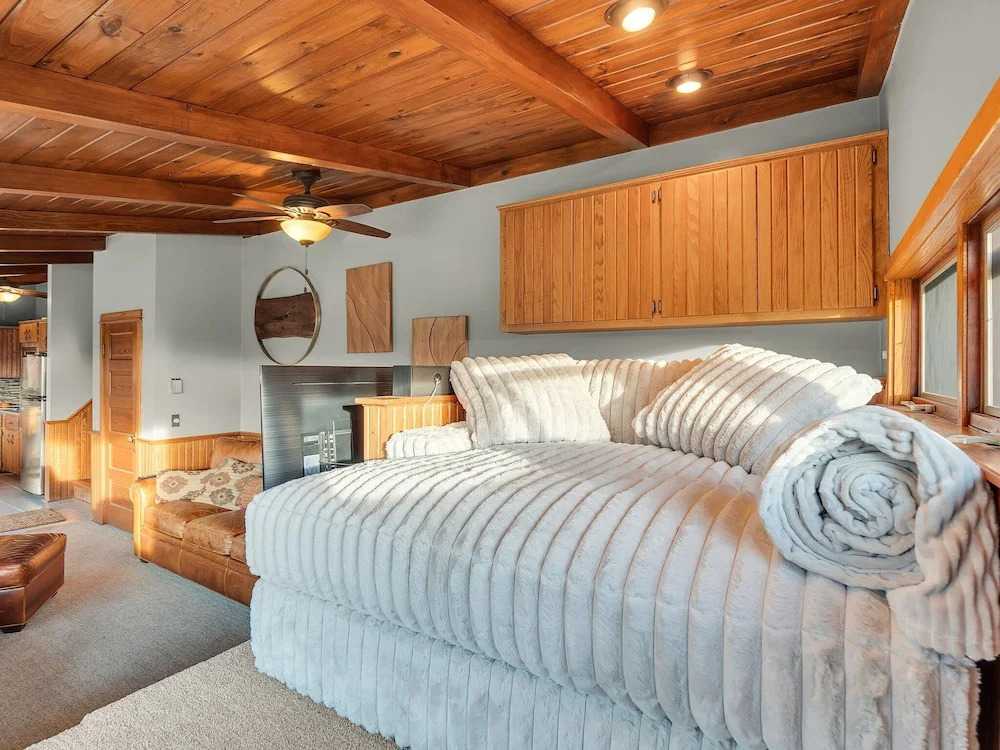 The Eagles Nest, Couples Escape - Hot Tub & Views