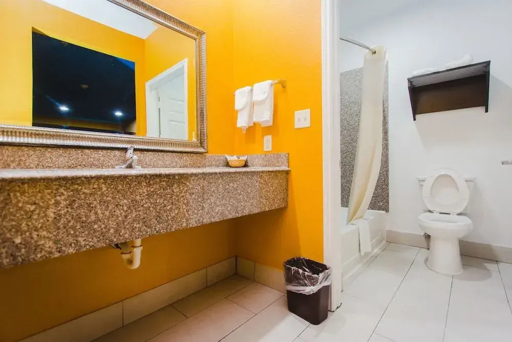 Moonlight Suites - Houston/George Bush Intl Airport