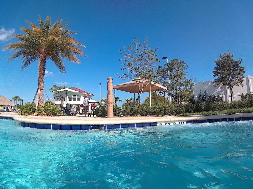 Cafe Lilly - Storey Lake By Shine Villas! #714 2 Bedroom Condo