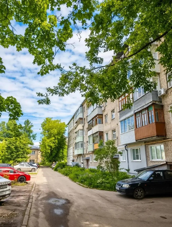 Квартира сети "Вишня" рядом со СКАЙ ПАРКОМ
