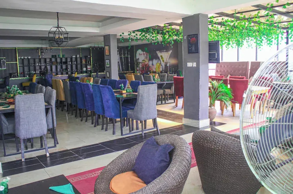Zamin Suites