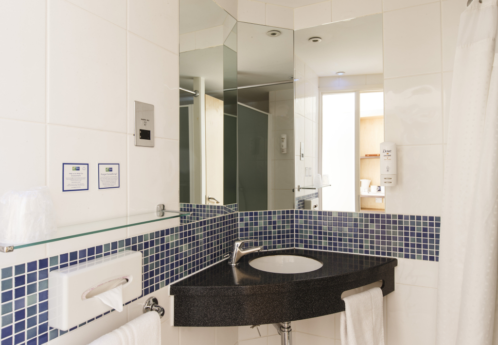 Holiday Inn Express Antrim by IHG