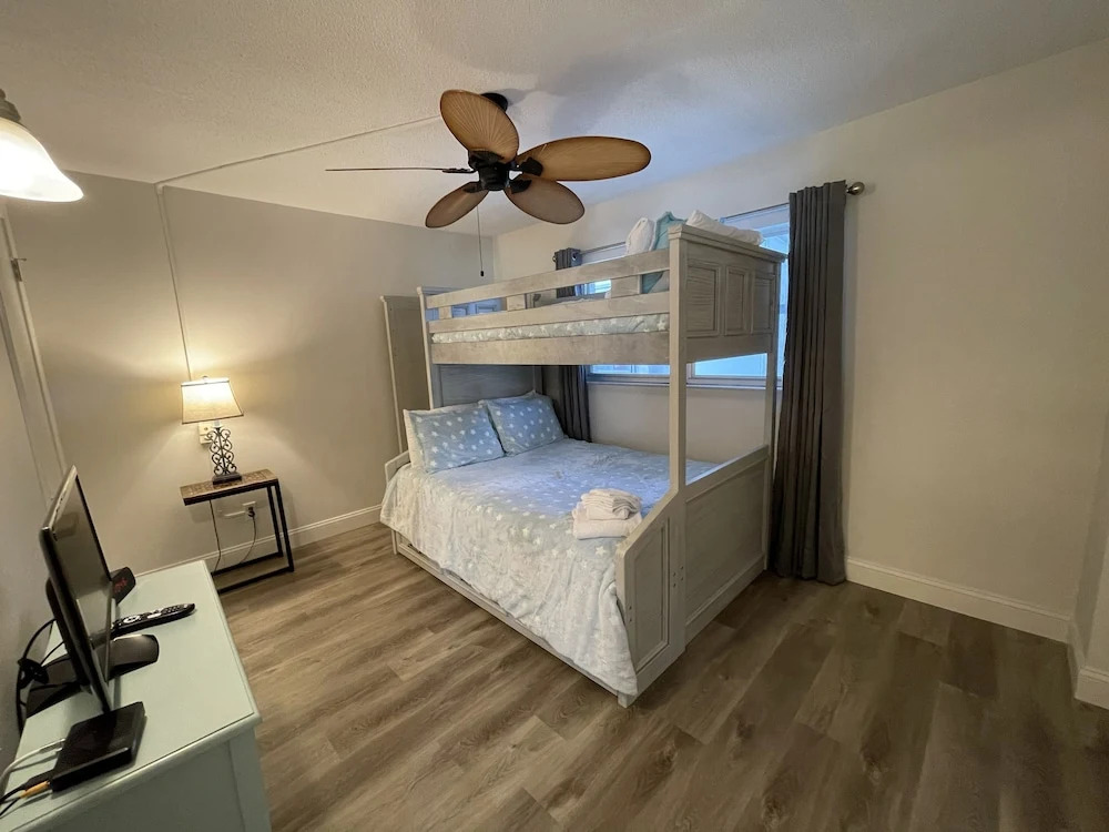 110 El Matador 2 Bedroom Condo by RedAwning
