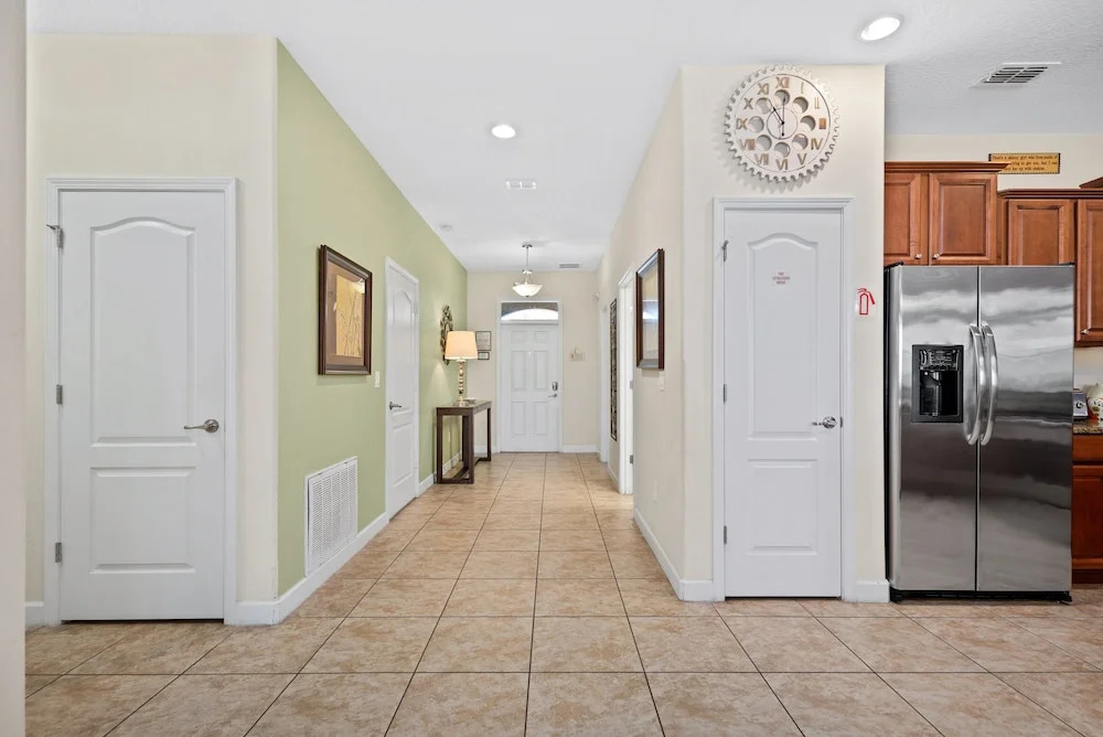 Tr_559r Champions Joy 9 Bedroom Home