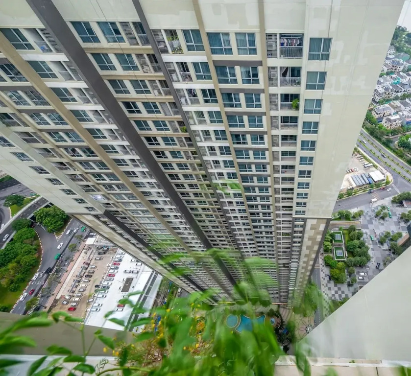 Landmark Apartment in Vinhomes Central Park