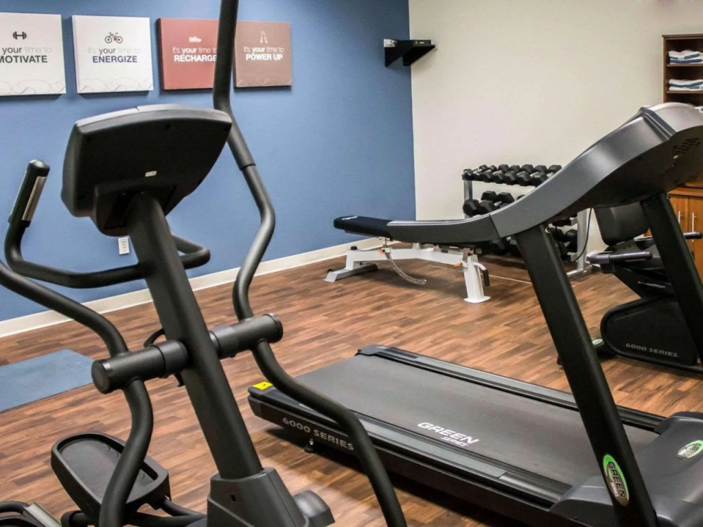 La Quinta Inn & Suites by Wyndham Lake George