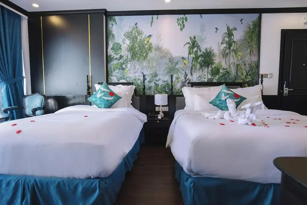The ORCHID PREMIUM Hotel