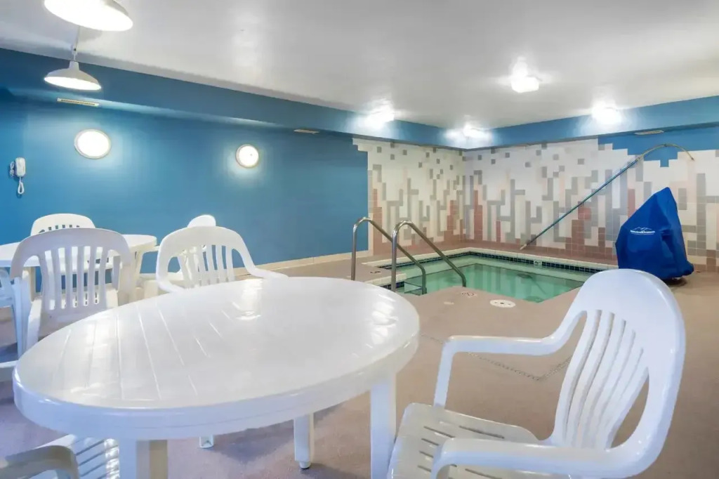 Comfort Inn & Suites Madisonville