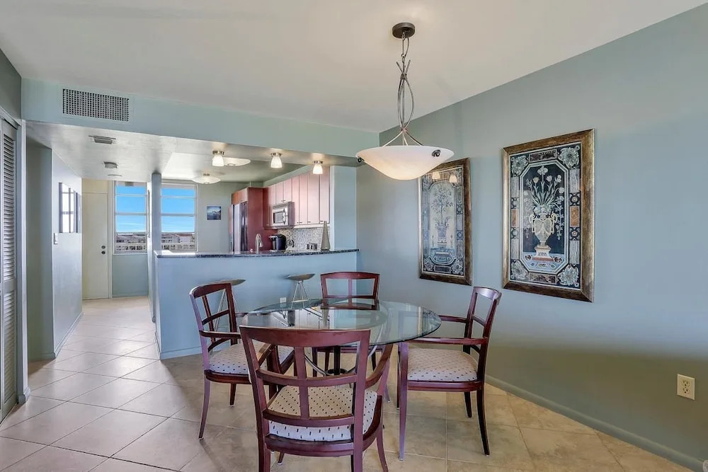 South Seas Tower 2-701