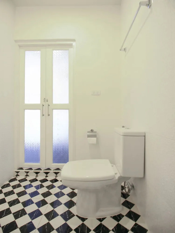 OYO 267 Chaba Poshtel