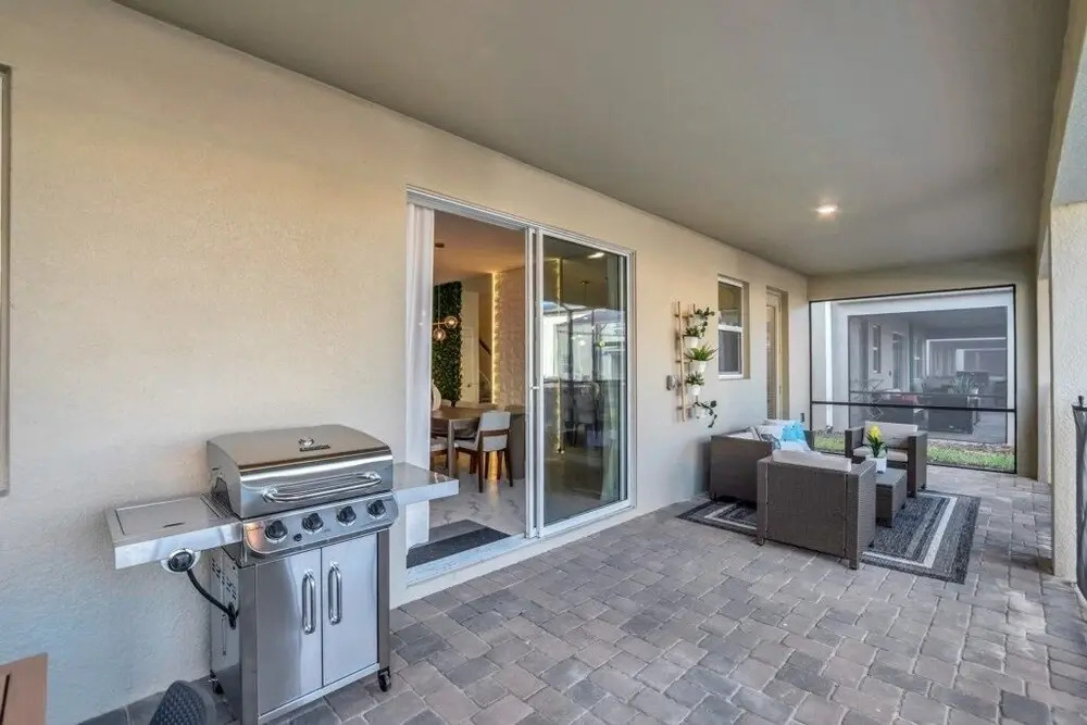 Storey Lake 9 Bed Game Room & Pool 9 Bedroom Home by Redawning