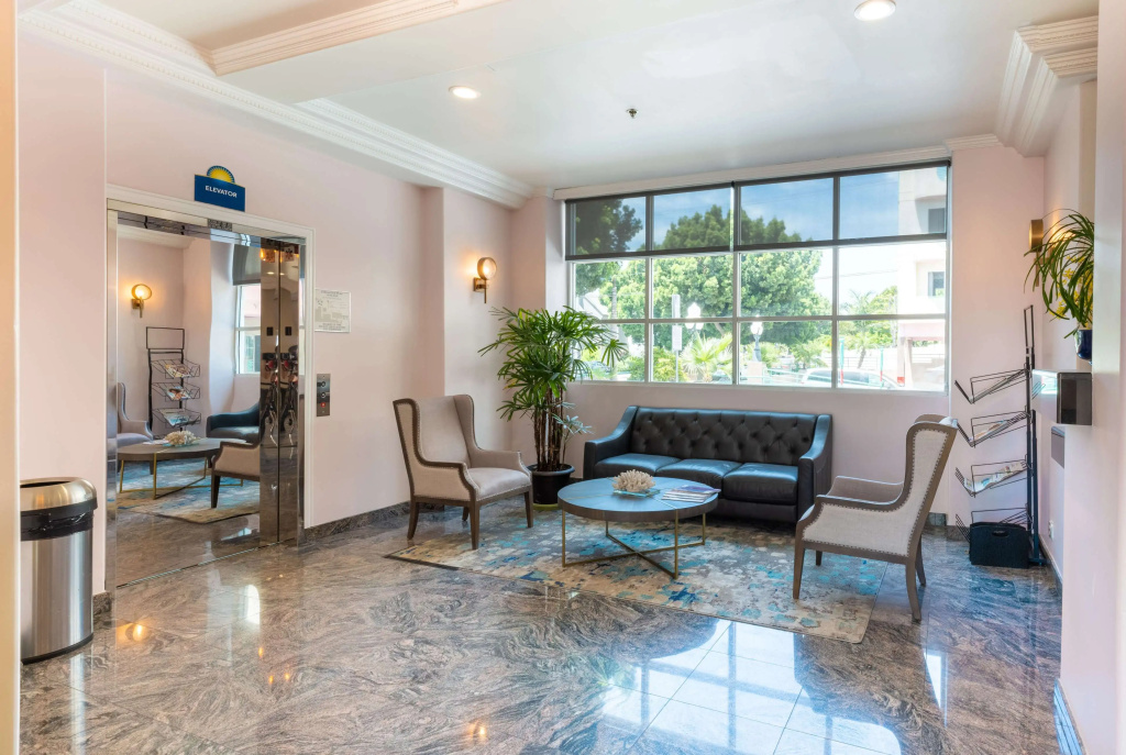 Days Inn by Wyndham Santa Monica