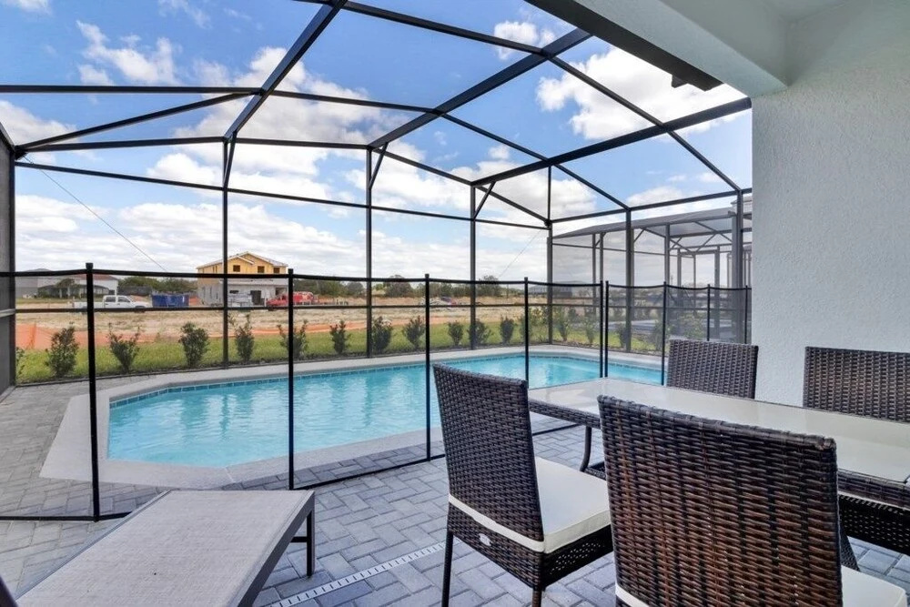 New Luxury Home In Solterra Resort Kissimmee! 5 Bedroom Home by Redawning