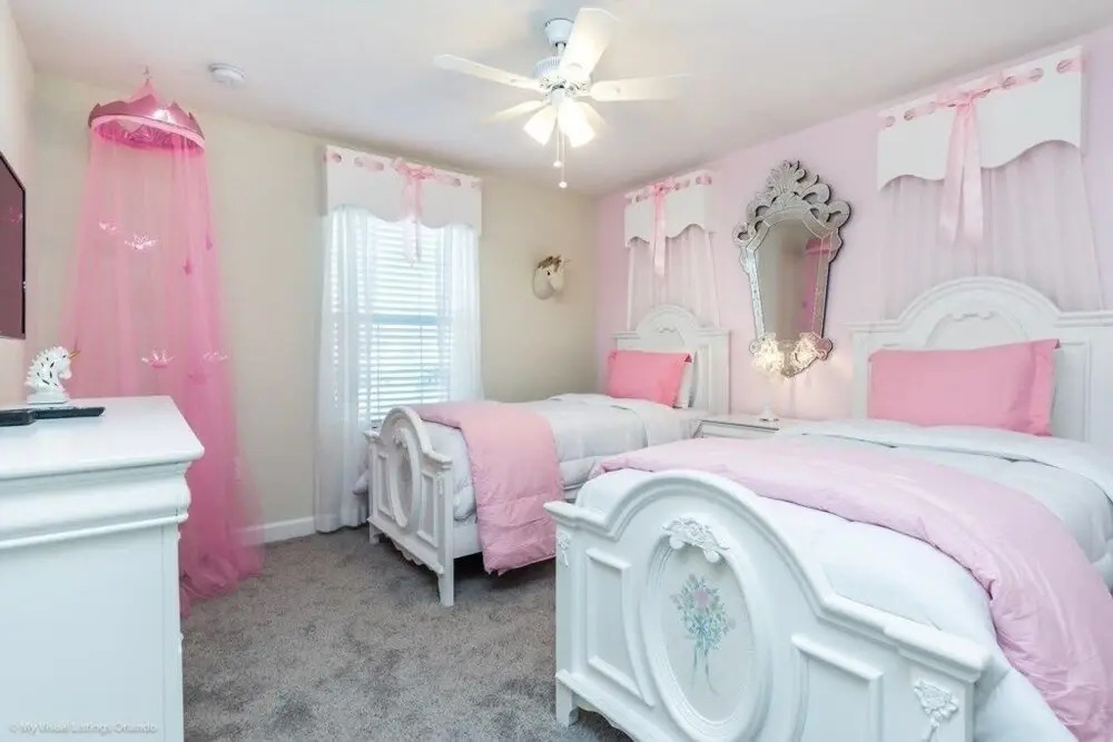 Amazing Story Lake Town Home Sleeps 10 4 Bedroom Townhouse by Redawning