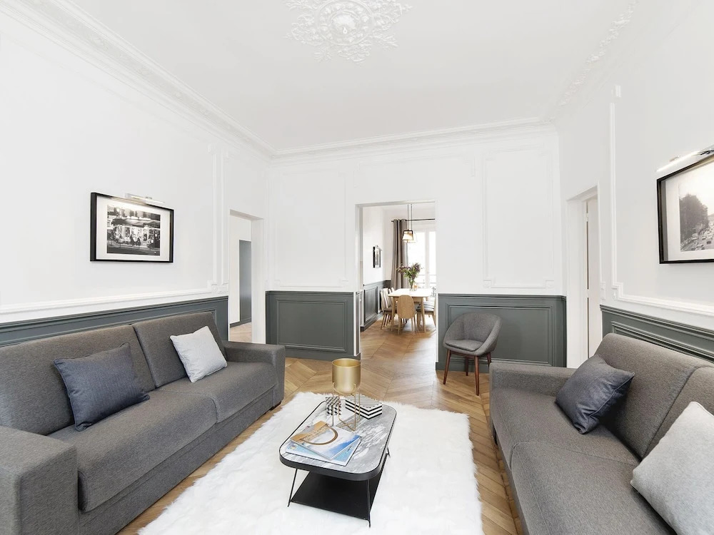 LUX 4BDR Opera Lafayette 3 by Livinparis