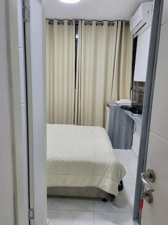 J-Motel