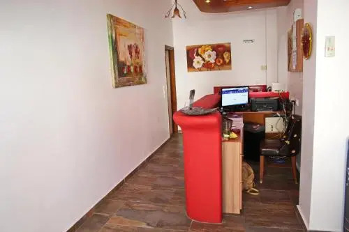 Coralli Rooms & Restaurant