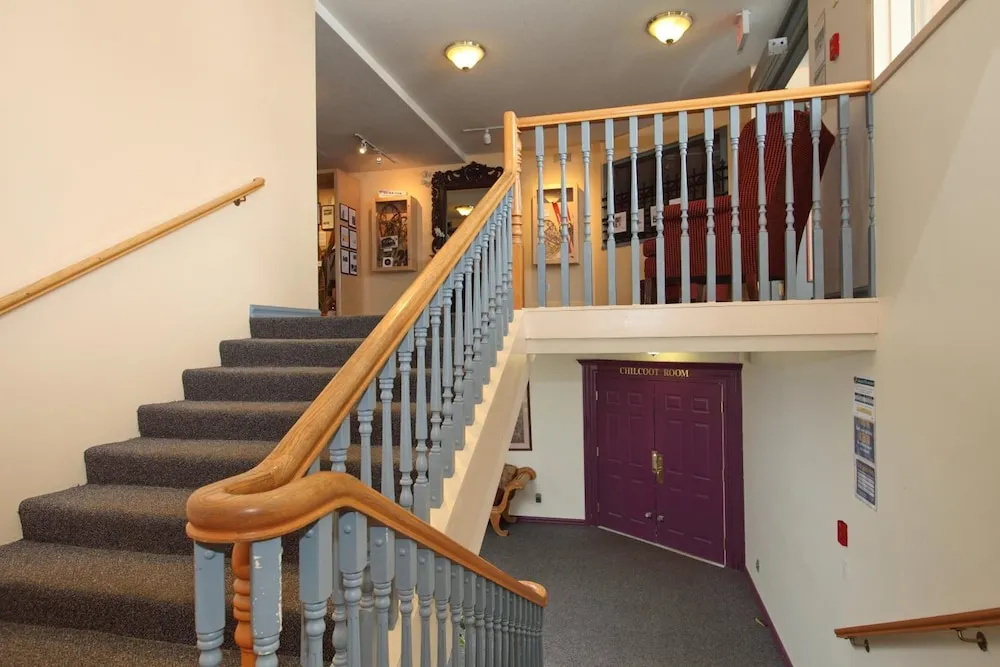 Vance Creek Hotel & Conference Centre