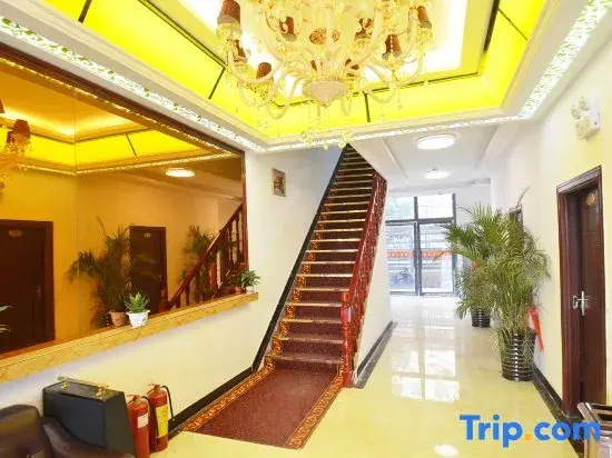 Zhongmu Peak Film & Television Hotel