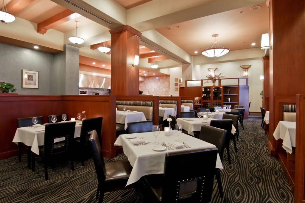 The Grove Hotel