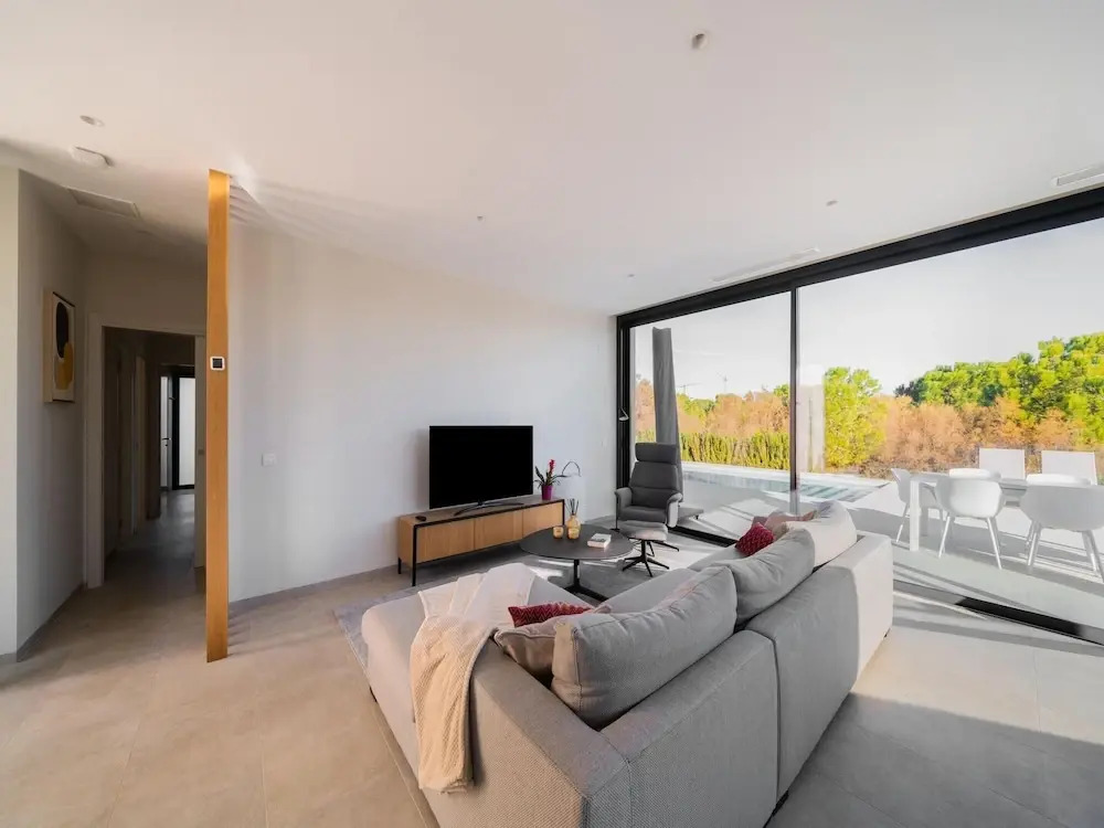 Luxury Villa Near Las Colinas