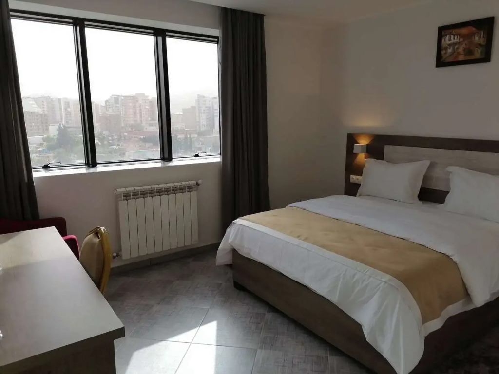 HOTEL DU LAC