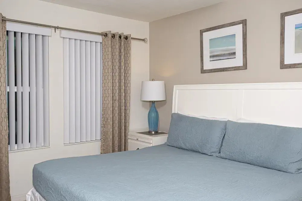 Disinfected Family Friendly 4 Bd w Gameroom Close to Disney in Orlando Area 5103