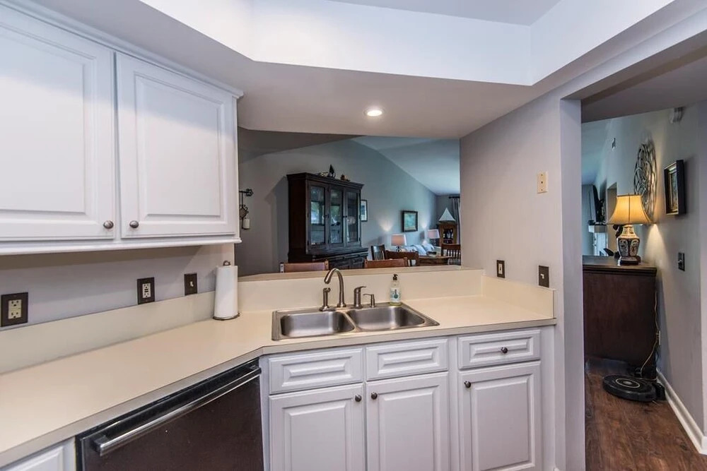406 Yacht Harbor Court