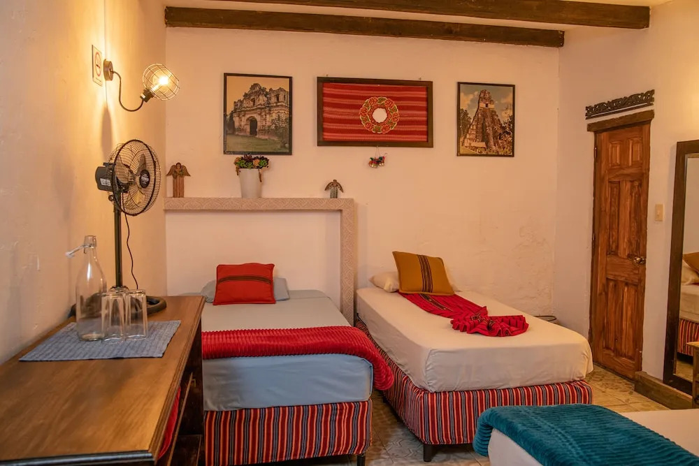 Nikikot Hotel and Hostal Food & Drink