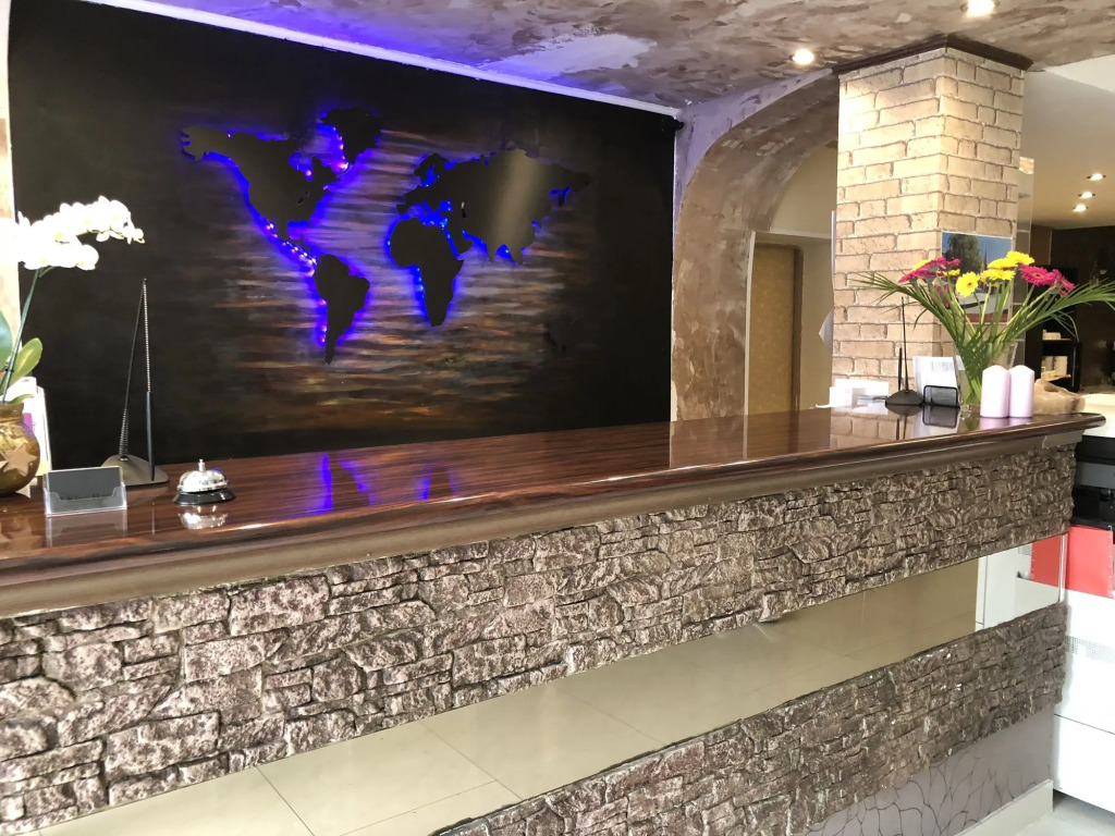 Hotel Moji