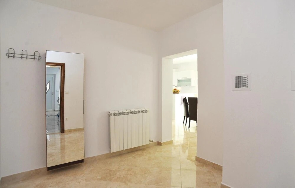 Awesome Home in Pakostane With Wifi and 5 Bedrooms