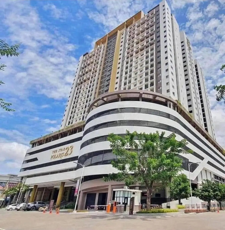 The Star Polaris 23 Condominium Airport Shuttle Available