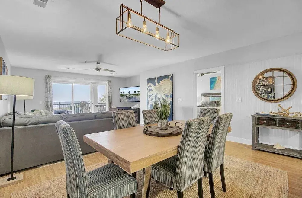 Beachfront 3bdr Condo w/ Pool & Deck Ocean Views Ocean Blvd #102 by Avantstay